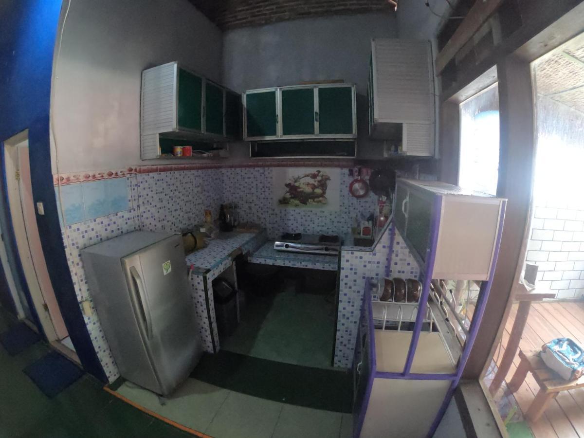 Owl Hostel カリムンジャワ エクステリア 写真