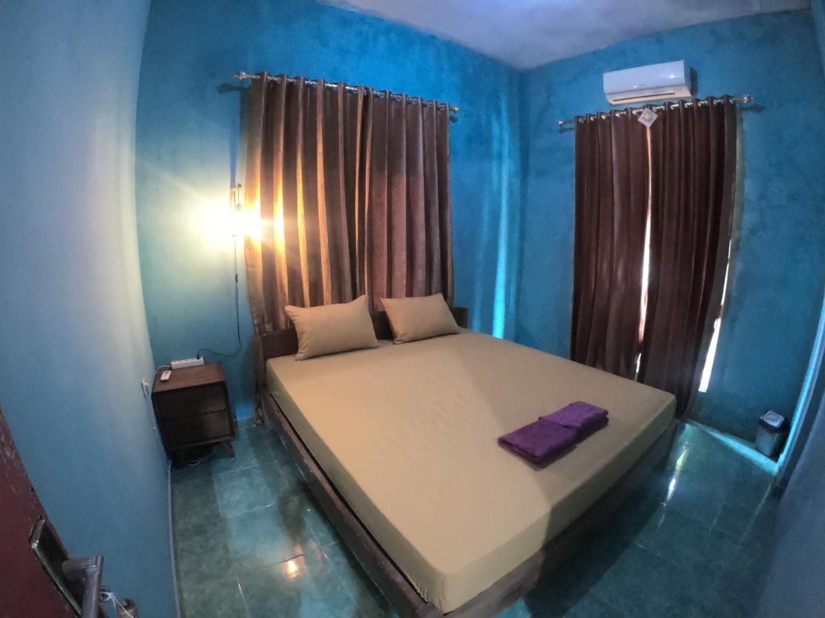 Owl Hostel カリムンジャワ エクステリア 写真