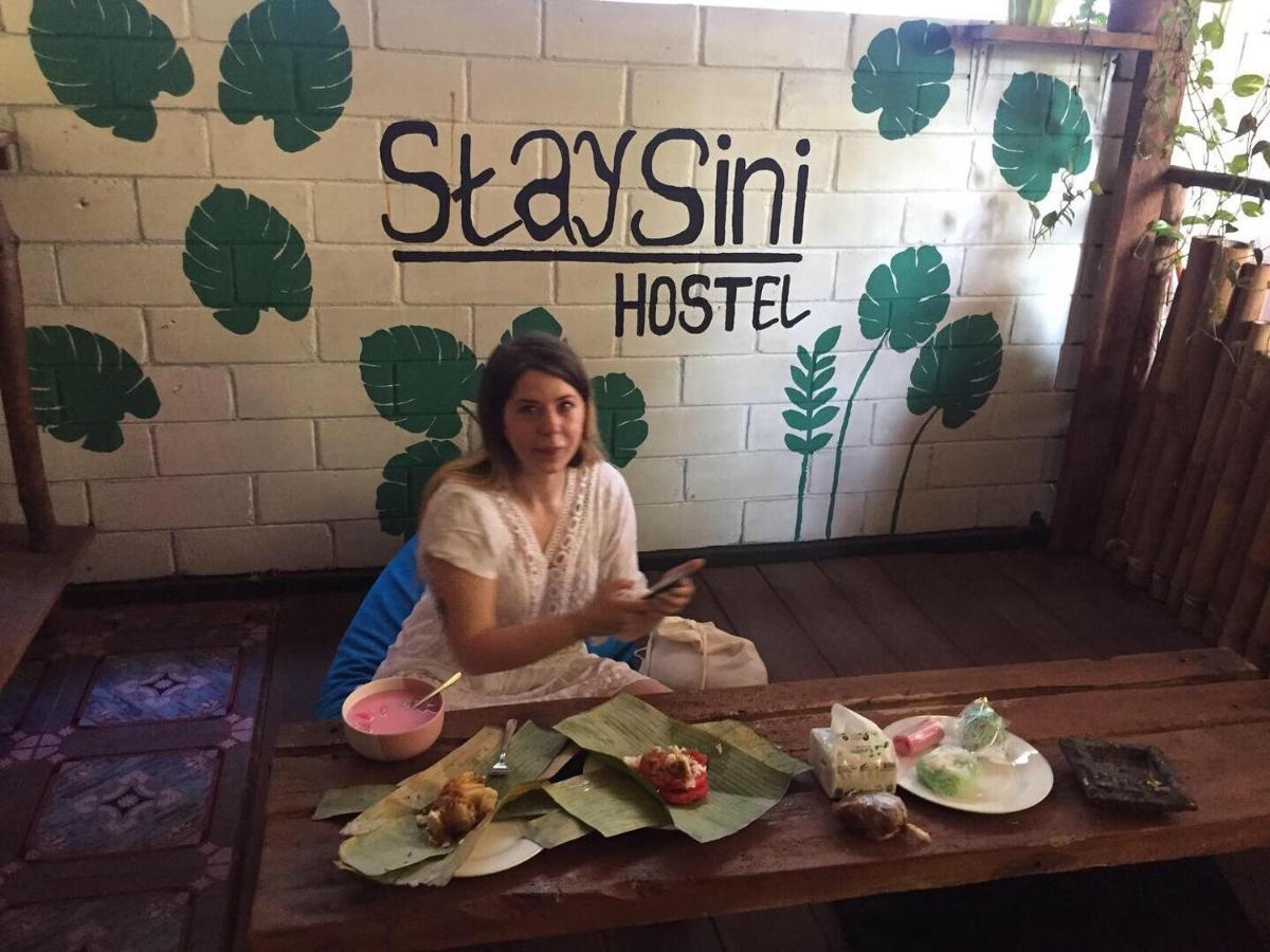Owl Hostel カリムンジャワ エクステリア 写真