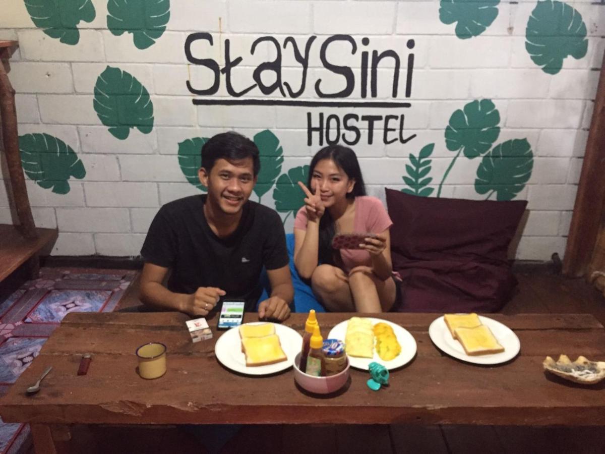 Owl Hostel カリムンジャワ エクステリア 写真